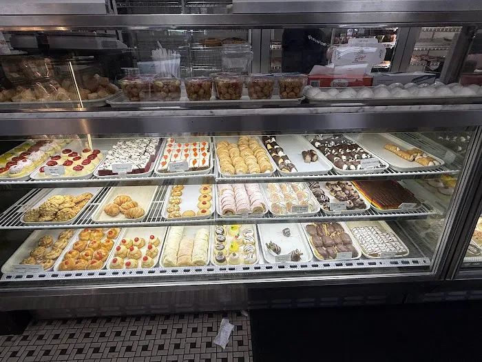 Artuso Pastry Shop Picture 2