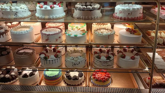 Delillo Pastry Shop Picture 1