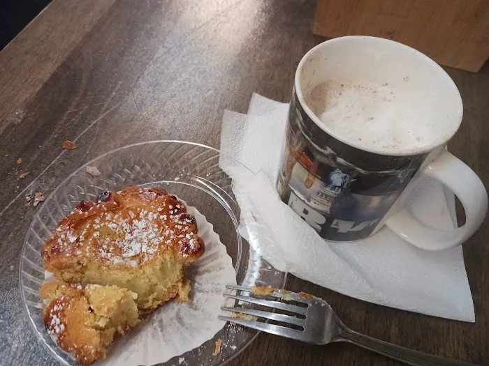 Gino's Pastry Shop & Cafe Picture 4