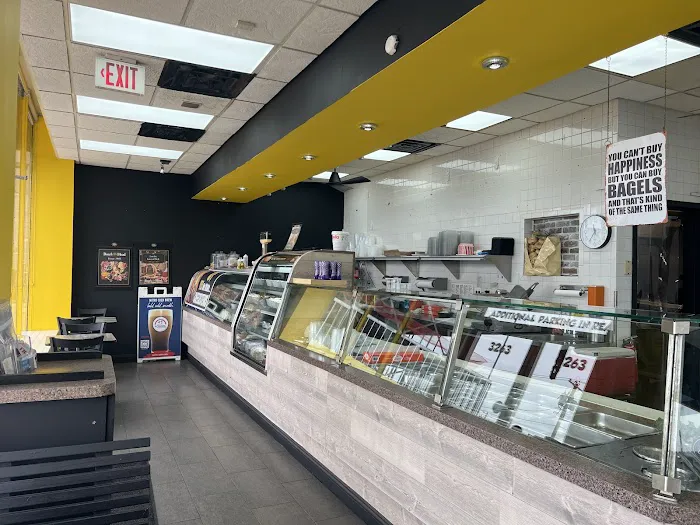 Promise Bagels & Deli Picture 3