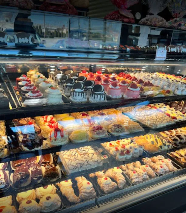 Francesco's Bakery Picture 3