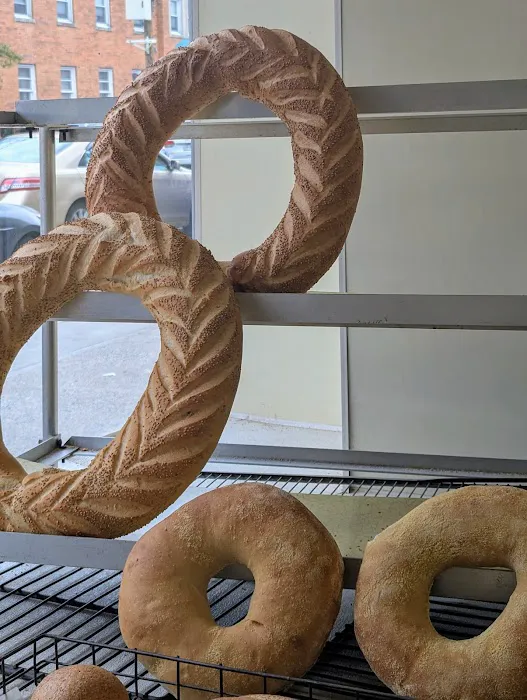 E & V Bakery. Picture 4