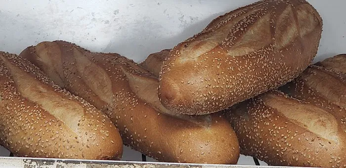 E & V Bakery. Picture 3