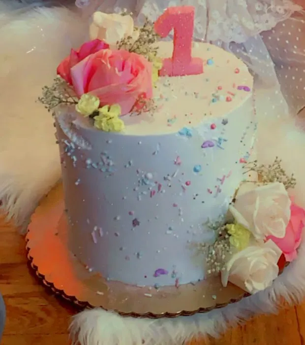 Moms Bakery Corporation Picture 1