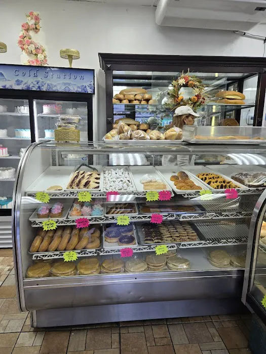 D'Lili Bakery Picture 4