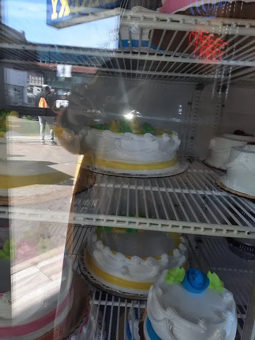 Perez Bakery Picture 10