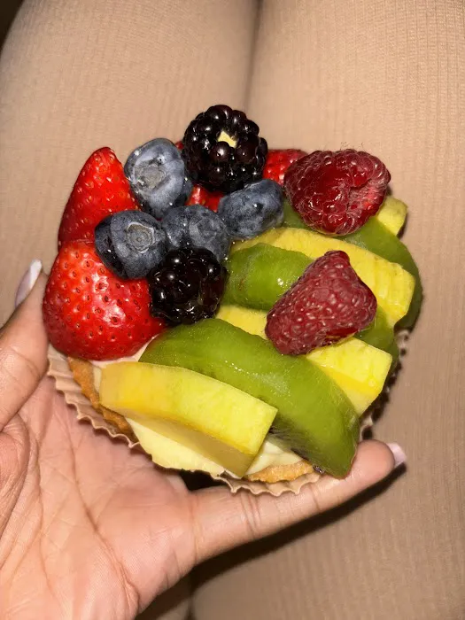 Sunday's Bakery & Juice bar Picture 9