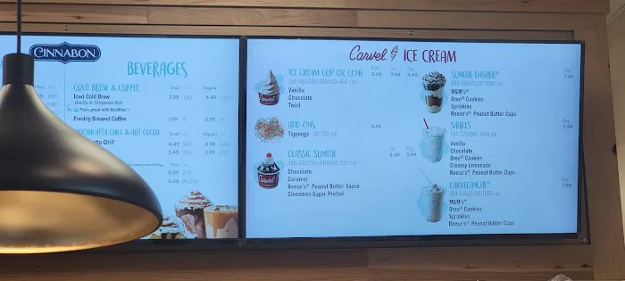 Auntie Anne's/Cinnabon/Carvel Picture 5