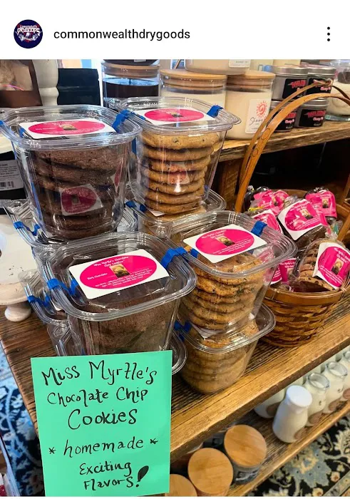 Miss Myrtle's Chocolate Chip Cookies Picture 8