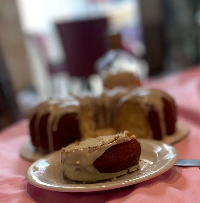 Nell Bell's Bakery Picture 4