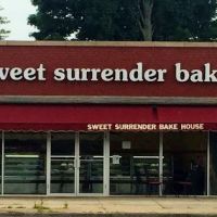 Sweet Surrender Bake House ico