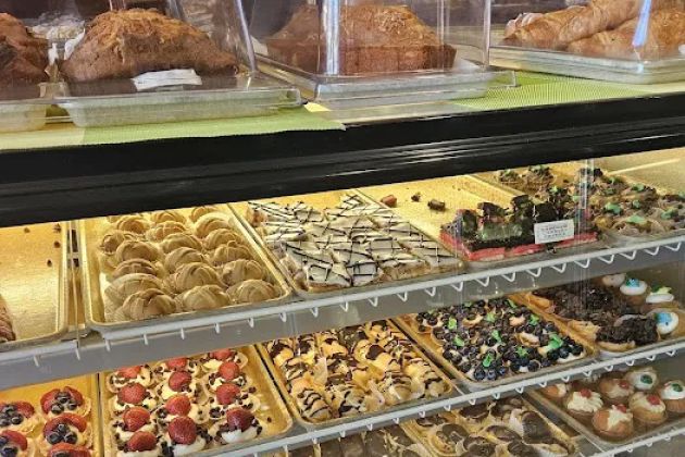 Capri Bakery