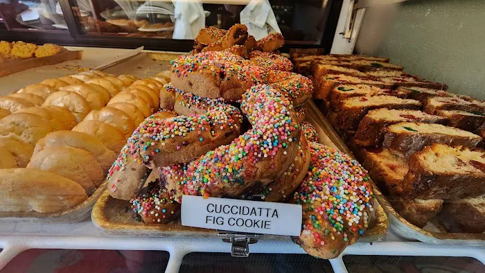 Capri Bakery Picture 10