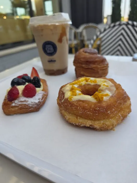 Paris Baguette Picture 1