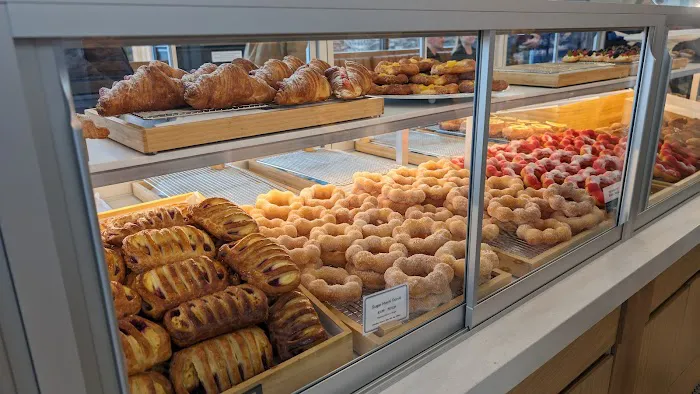 Paris Baguette Picture 2