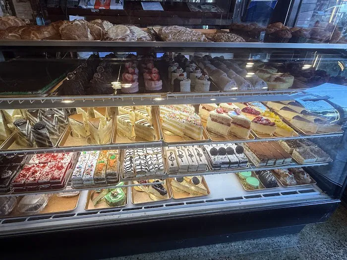 Conti's Pastry Shoppe Picture 2