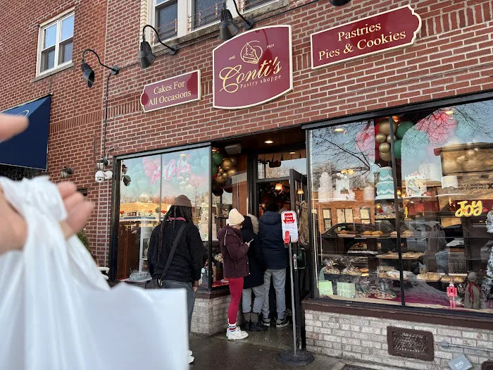 Conti's Pastry Shoppe Picture 8
