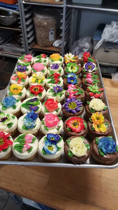 Fantasia Cakes Picture 10