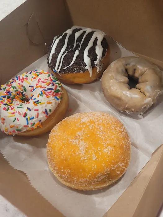 North Fork Doughnut Co. of Massapequa Park Picture 4