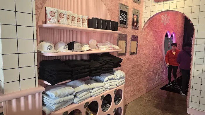 North Fork Doughnut Co. of Massapequa Park Picture 9