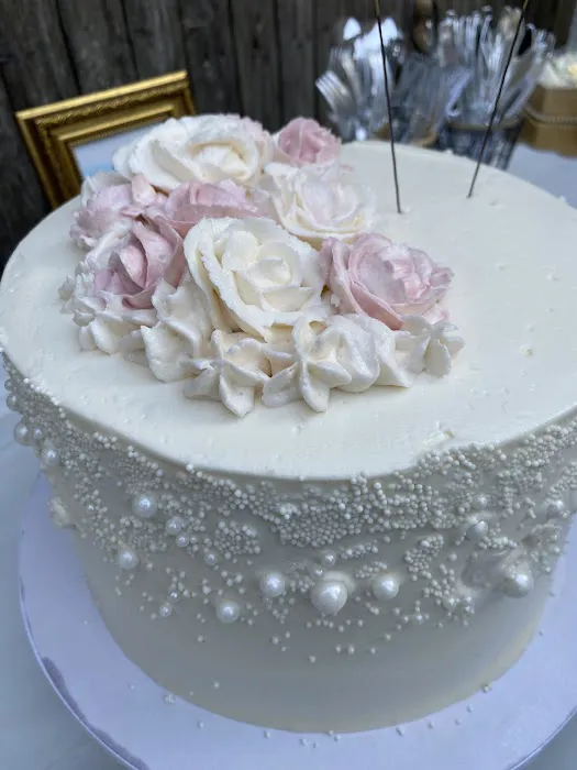 Bake Me a Cake! by Angela (made to order custom cakes) Picture 1