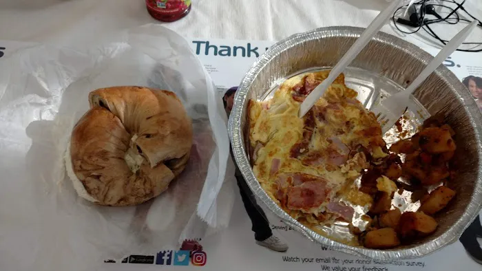Mo's Bagels Picture 8
