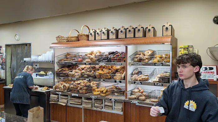 The Bagel Hut Picture 4
