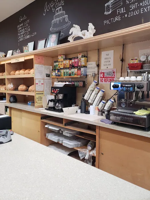 Ana's Bakery & Cafe Picture 6