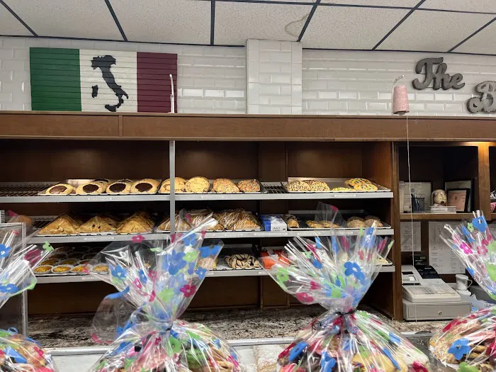 Zeppieri & Sons Italian Bakery Picture 8