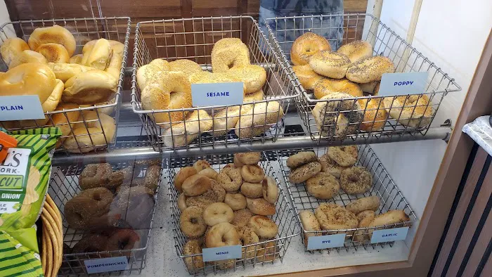 G & L Bagels Picture 4