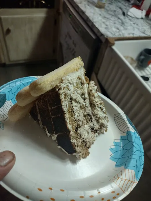 Ariola Foods Picture 6