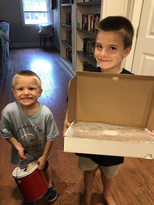 Hahn's Old Fashioned Cake Company Picture 1