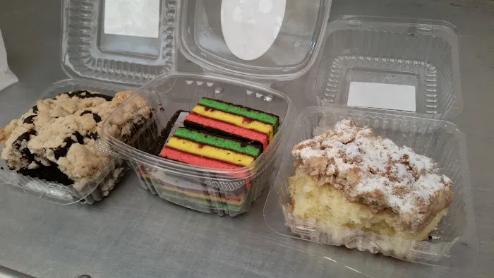 Hahn's Old Fashioned Cake Company Picture 5