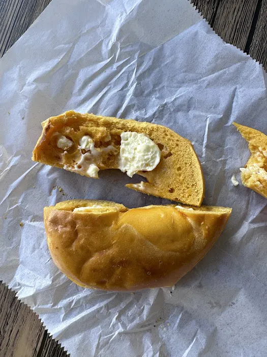 Mo’s Bagel & Deli Of Northport Picture 2