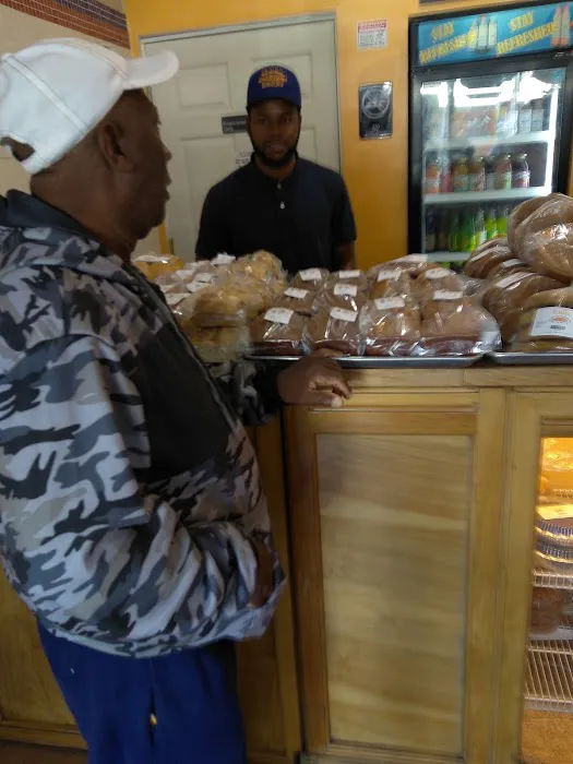 Central Caribbean Bakery & Central Seafood Restaurant Picture 9