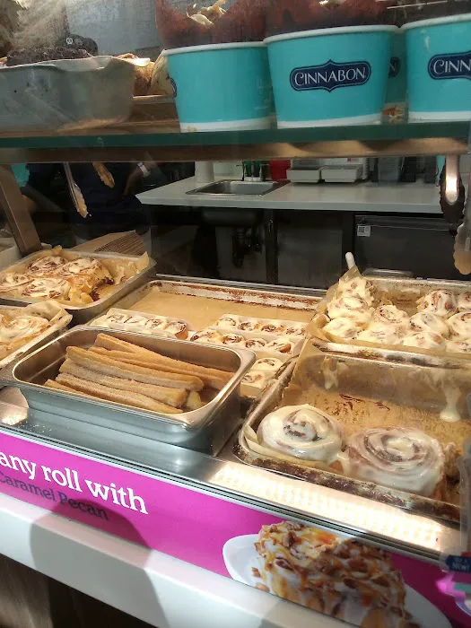 Cinnabon Picture 3