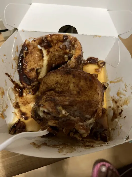Cinnabon Picture 9