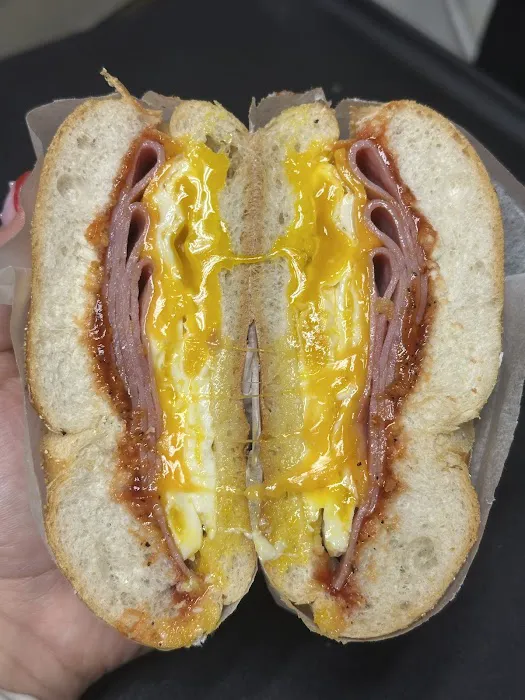 Wellwood Bagels and Bialys Picture 6