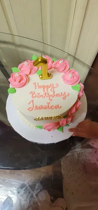 Smallcakes Commack-Cupcakery & Creamery Picture 5