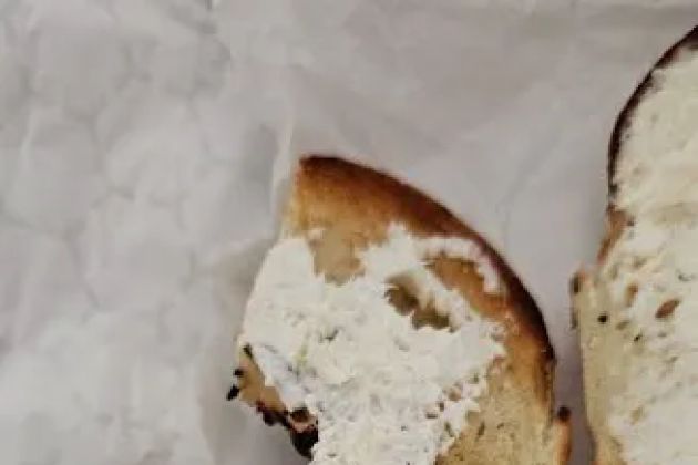 Commack Bagels Deli Market