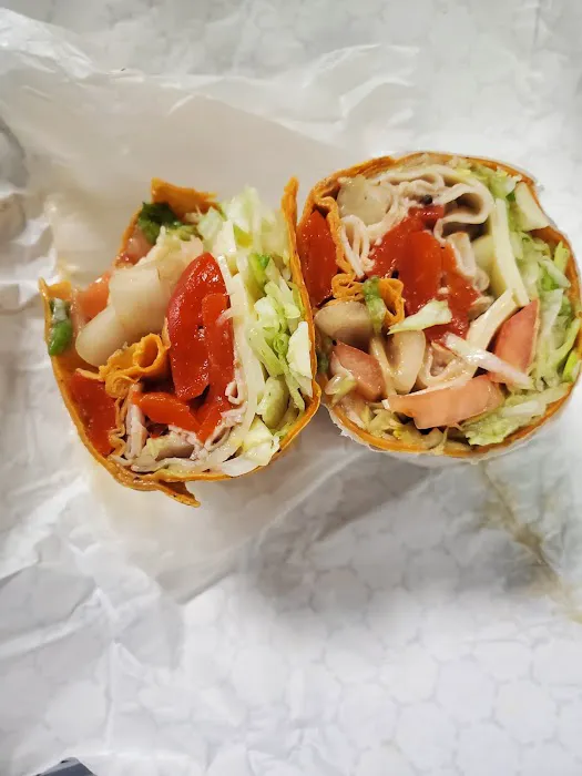 Commack Bagels Deli Market Picture 5