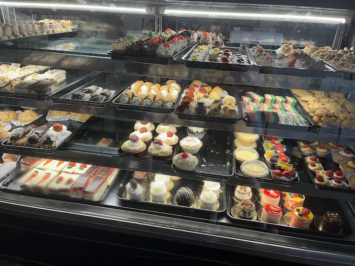 Dortoni Bakery and Cafe Picture 2