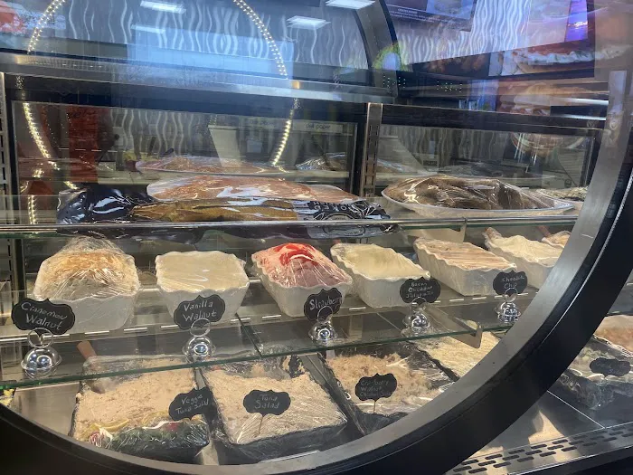 Mayfair Bagel Cafe Picture 6