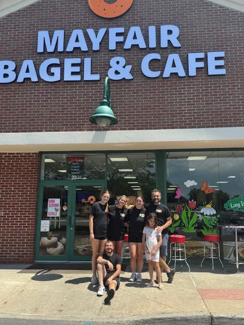 Mayfair Bagel Cafe Picture 4