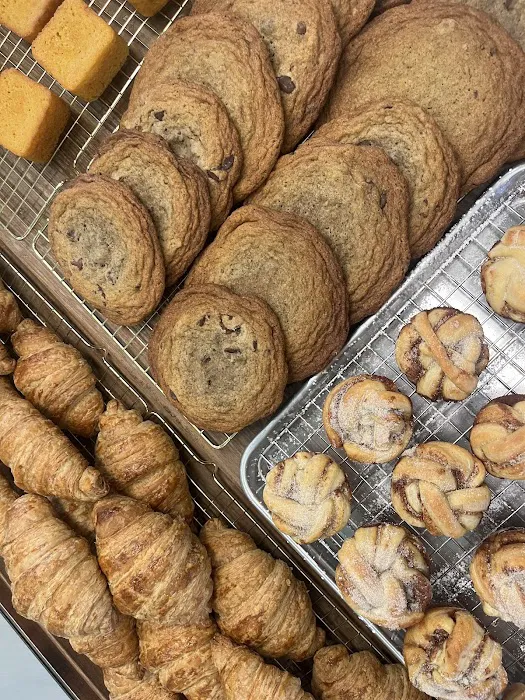 Charlie’s Bakery Picture 5