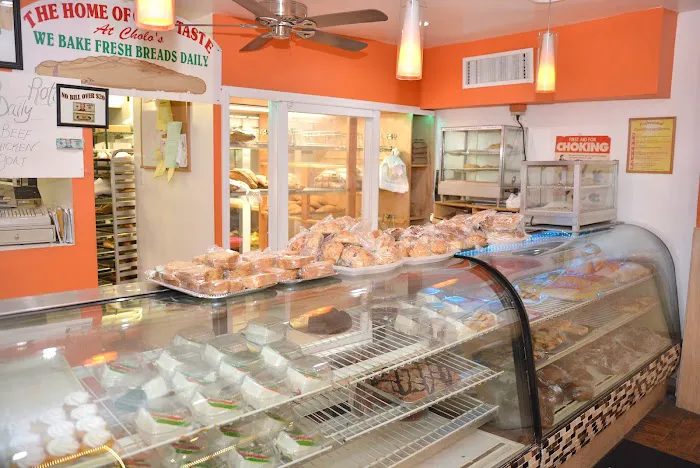 Cholo & Sons Bakery Picture 8