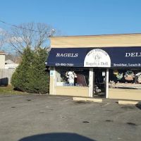 West Babylon Bagels & Deli ico