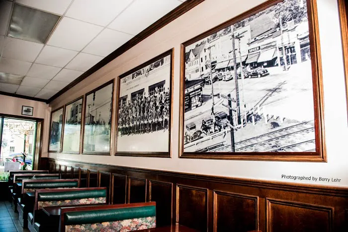 Lindenhurst Bagels & Deli Picture 8