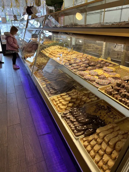 Patsy's and Son Italian Bakery Picture 6