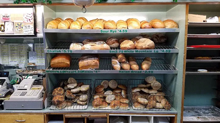 Cieslaks Modern Bakery Picture 3